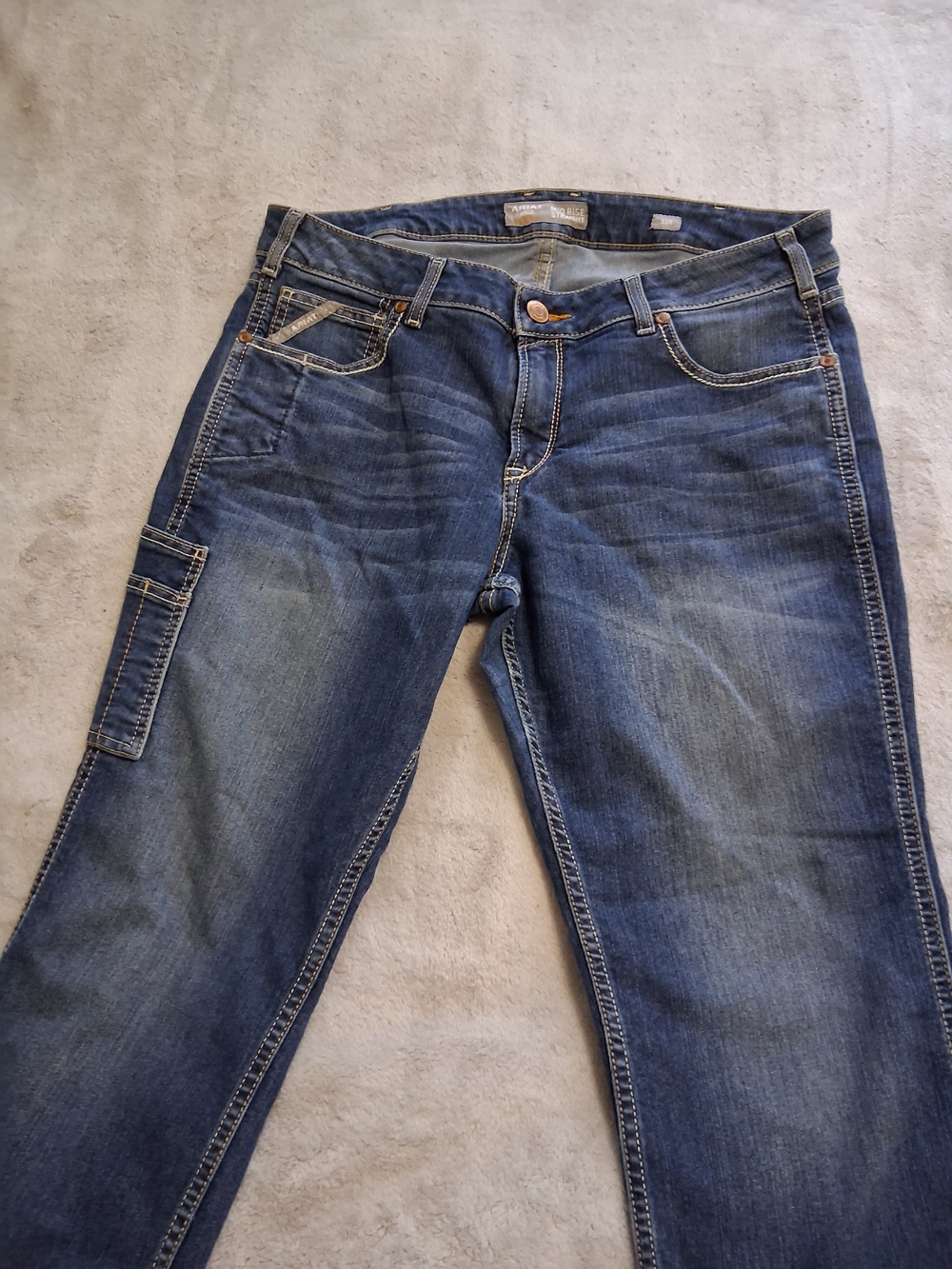Ariat Medium Rise Jeans Size 33R